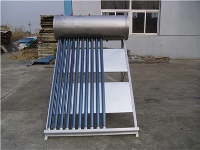 حداکثر دمایی که یک آبگرمکن خورشیدی مستقیم می تواند به آن برسد چقدر است؟